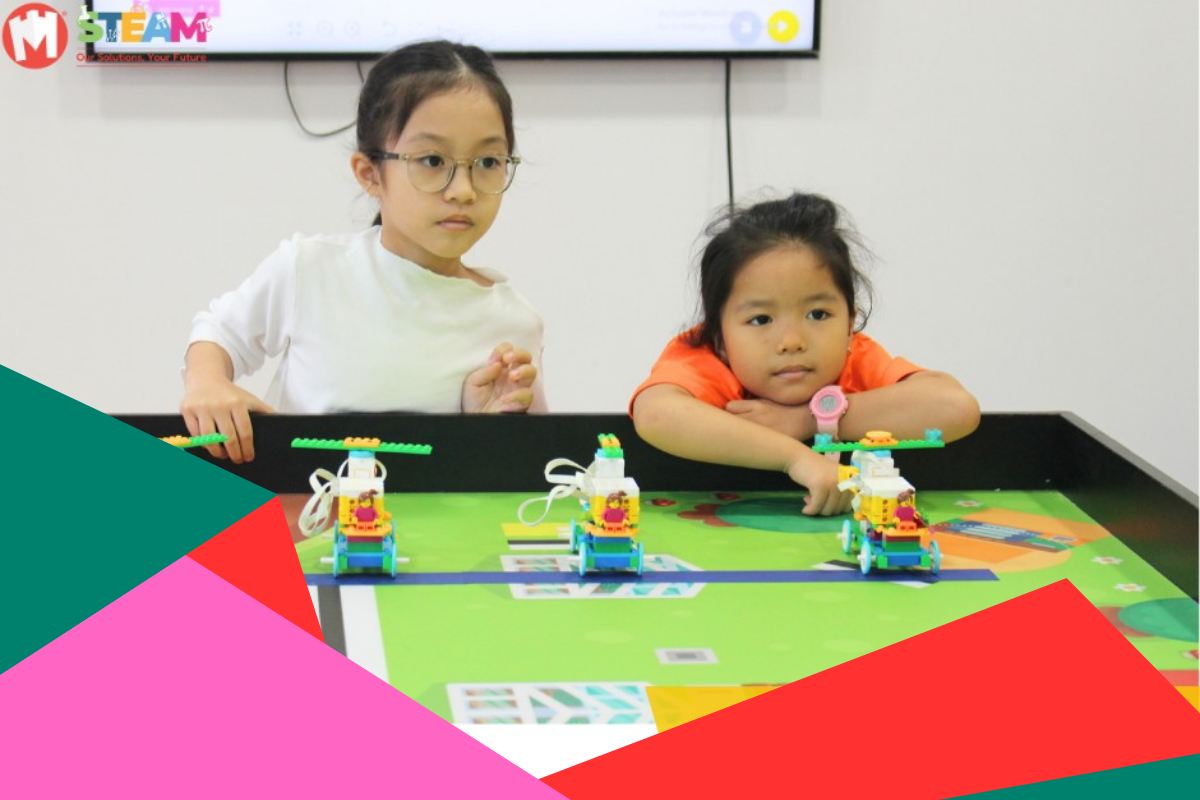 Lợi ích bất ngờ khi trẻ tham gia học lập trình robot từ sớm